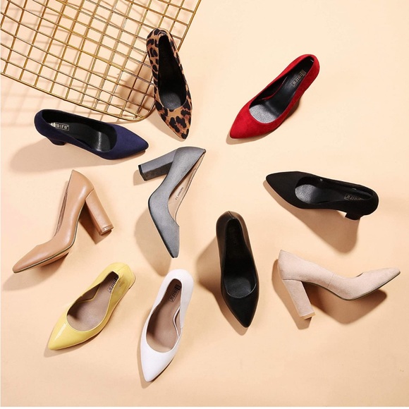 Yellow Patent Leather Pumps - Picture 8 of 13